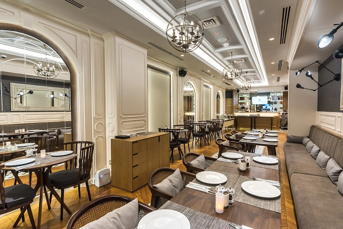 Arcade Bistro & Cafe