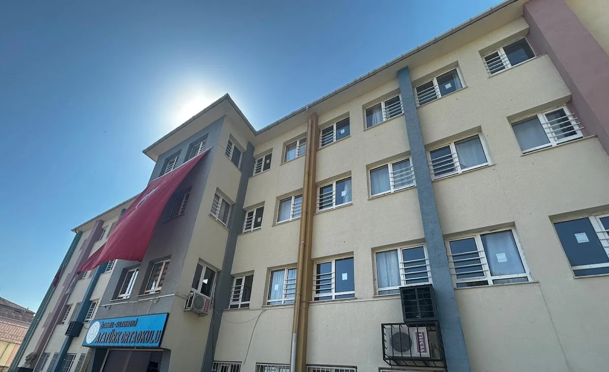 Atatürk Ortaokulu - Sultanbeyli, İstanbul