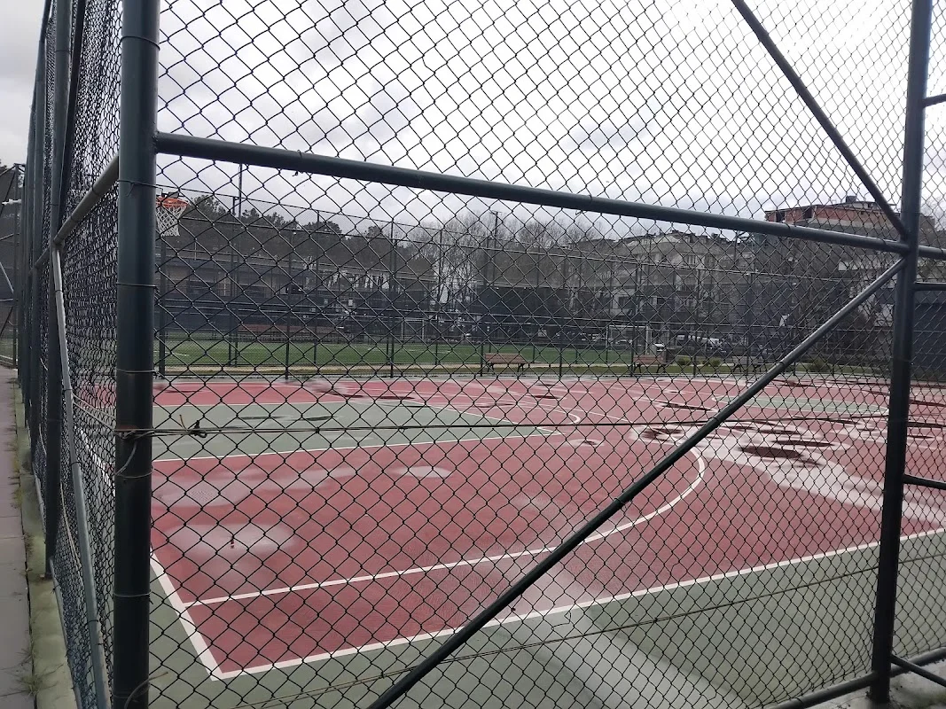 Av. Sıddık Eraslan Sosyal ve Spor Tesisi