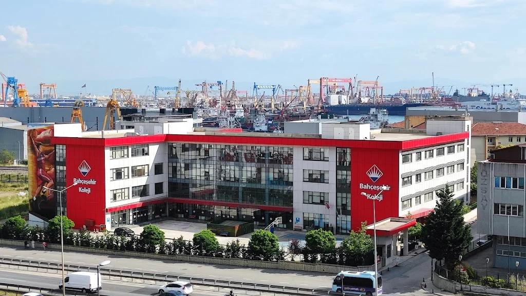BAHÇEŞEHİR KOLEJİ PENDİK KAMPÜSÜ