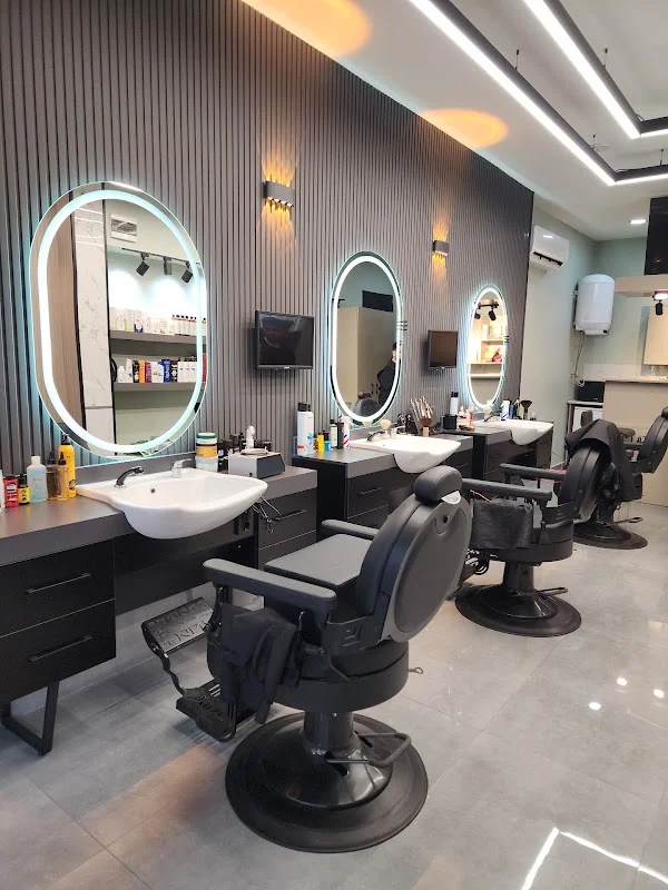 BARBER CLUB
