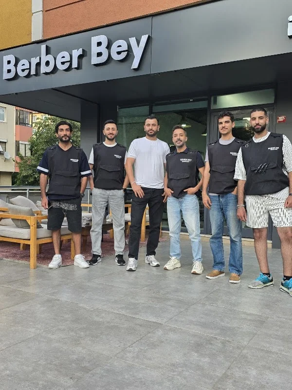 Berber Bey | İçerenköy Erkek Kuaförü