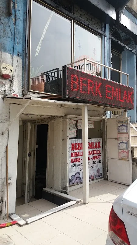 Berk Emlak beyoğlu - Beyoğlu, İstanbul