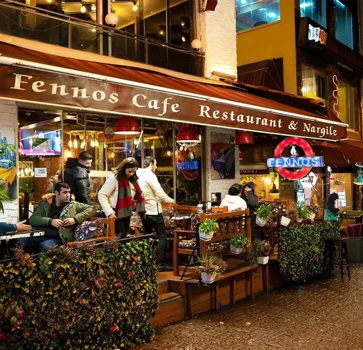 Beşiktaş Fennos Cafe Nargile Okey Salonu