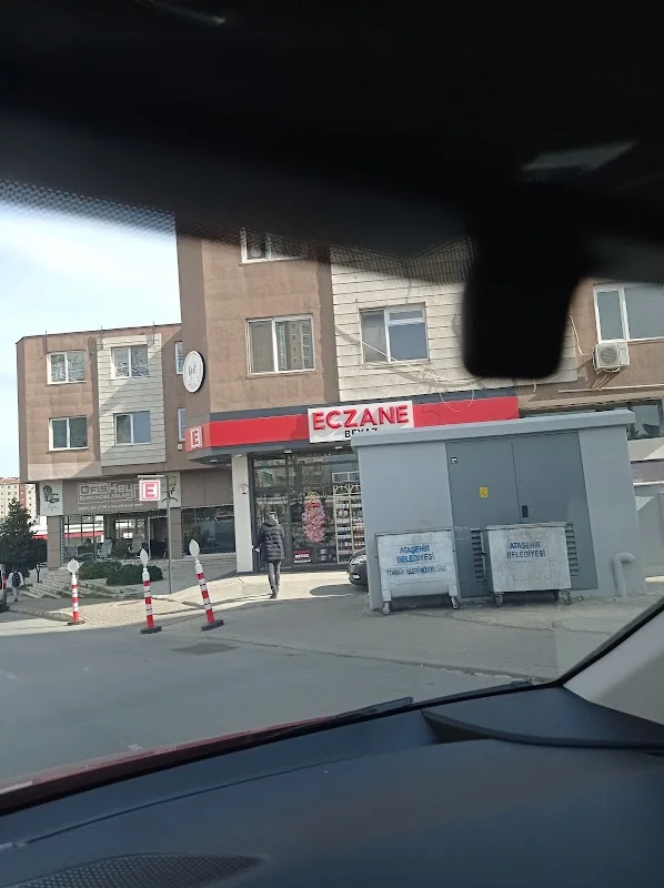 BEYAZ ECZANESİ