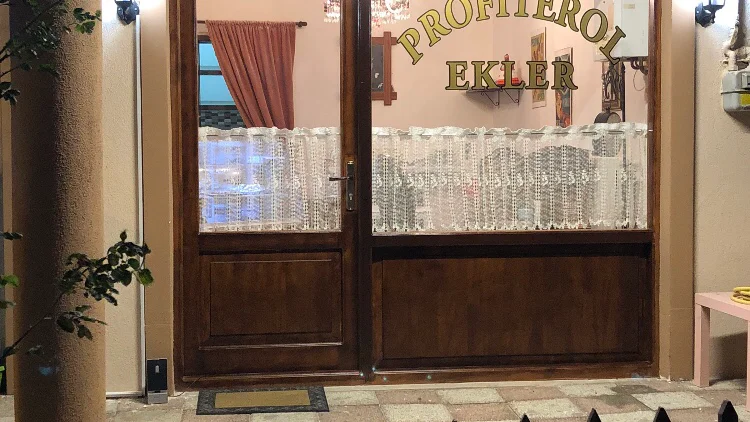 Birinci Profiterol & Ekler Sinanoba