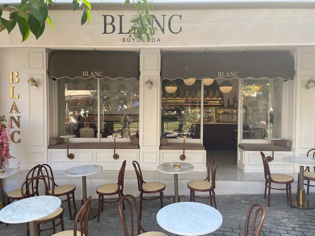 Blanc Cafe Büyükada