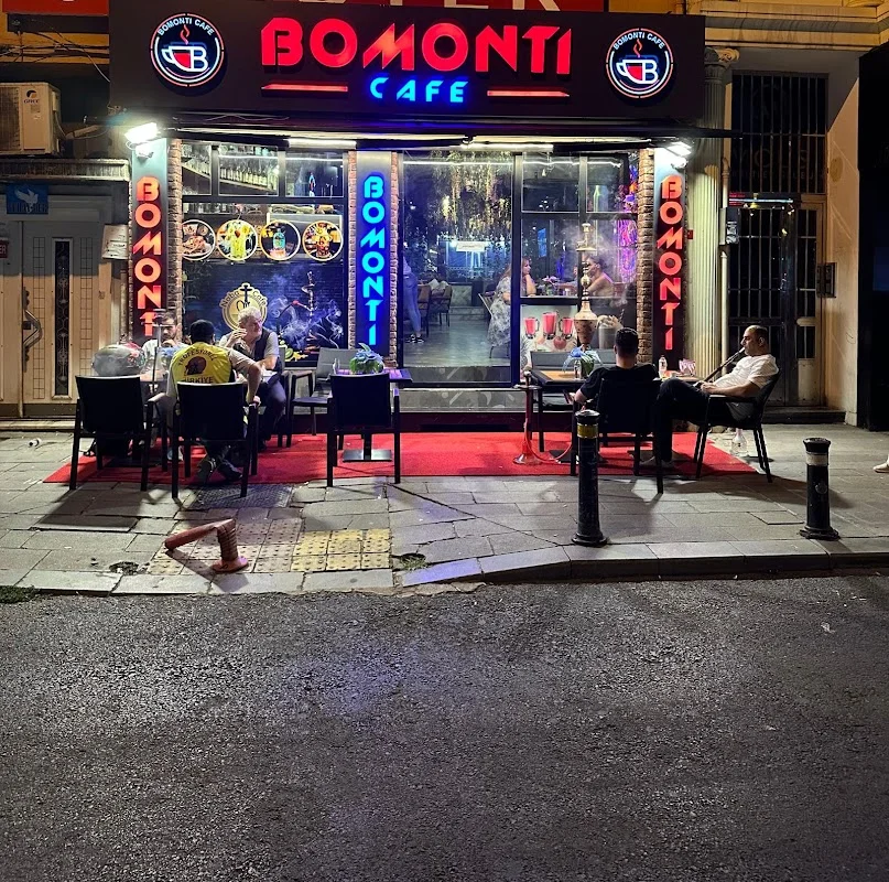 BOMONTİ CAFE & RESTORANT LOUNGE