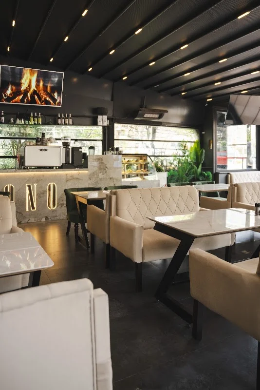 Bono Lounge