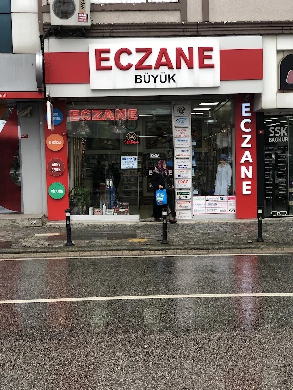 BÜYÜK ECZANE