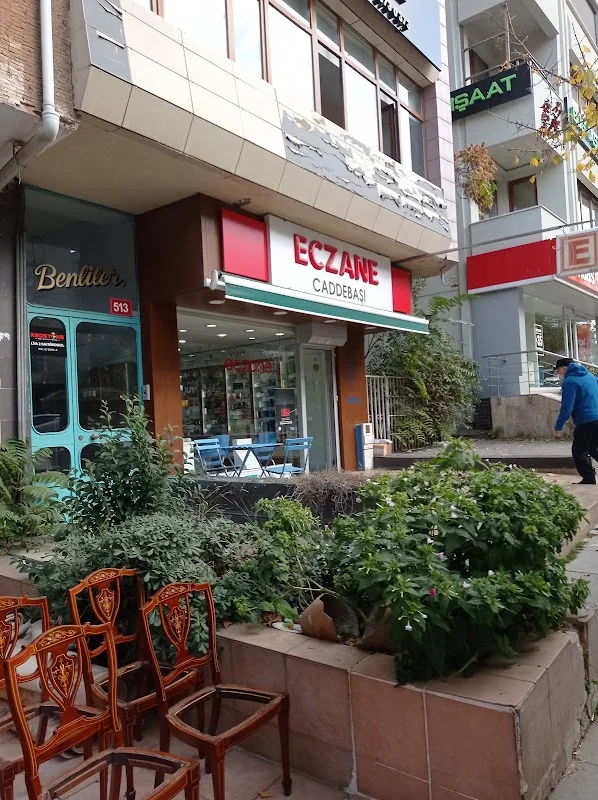 Caddebaşı Eczanesi