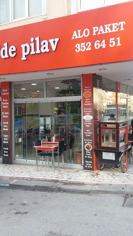 Cadde'de Pilav