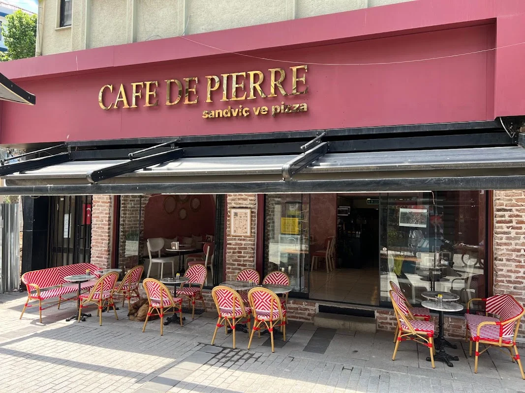 Café de Pierre