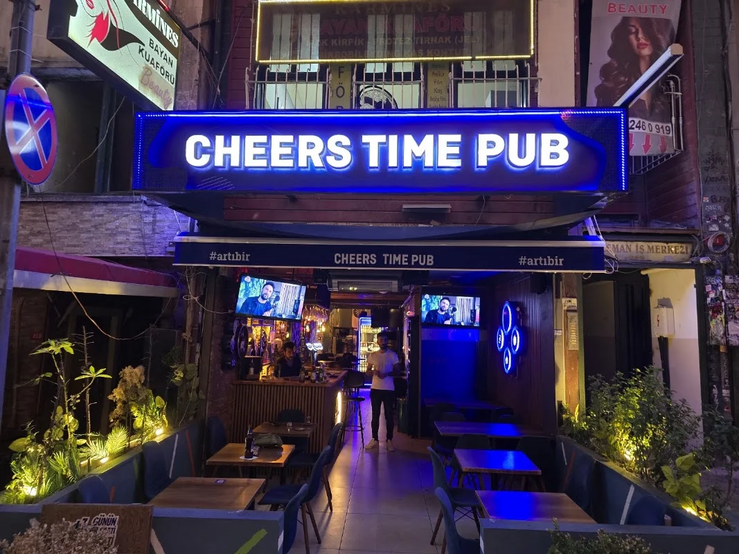 CHEERS TİME CAFE & PUB
