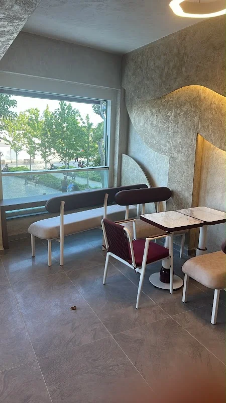 ÇINARALTI COFFEE PATISSERIE