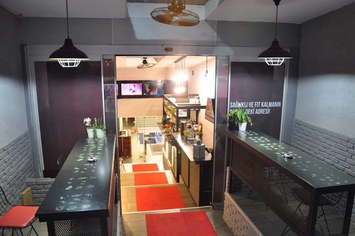 Cyborg Cafe