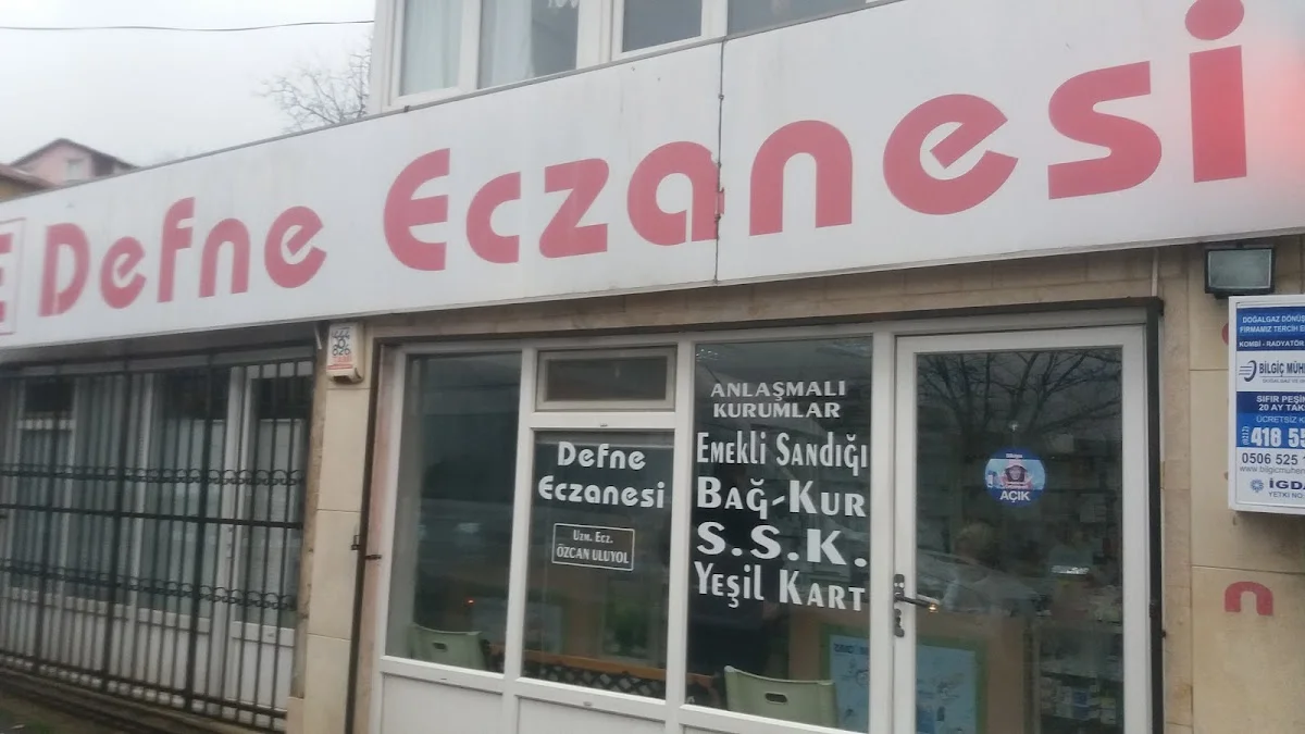 Defne Eczanesi