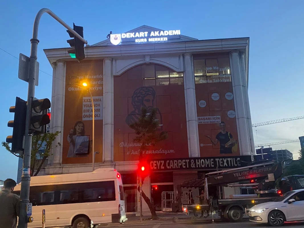 Dekart Akademi Kurs Merkezi - Bağcılar, İstanbul