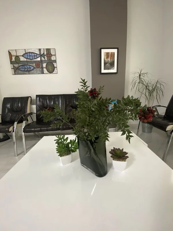 Diş Hekimi Burcu Peşkircioğlu Gürakar