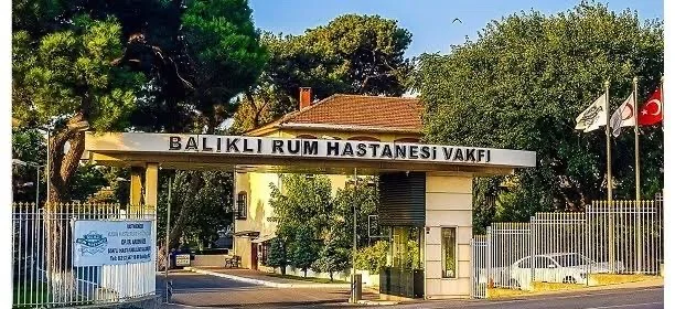 Diş Hekimi Melda Akpınar