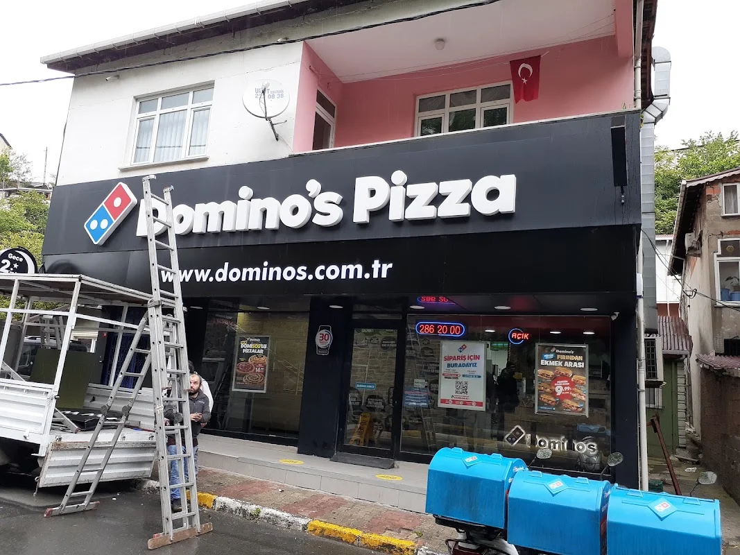 Domino's Pizza Darüşşafaka