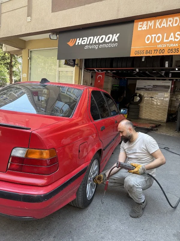 E&M Kardeşler Oto Lastik Rot Balans
