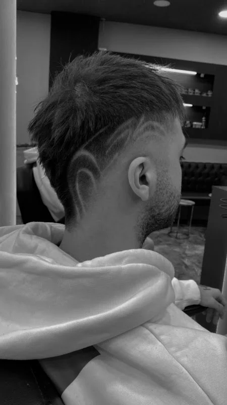 EMİR YEŞİLLİLER HAIR STYLIST - Beyoğlu, İstanbul