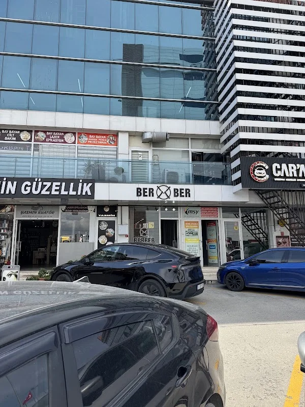 Emre Çetinkaya Hair Studio - Beylikdüzü, İstanbul