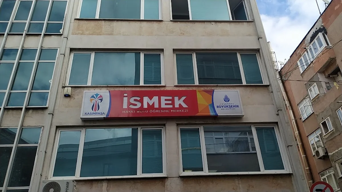 Enstitü İstanbul İSMEK, Beyoğlu Kasımpaşa Eğitim Merkezi - Beyoğlu, İstanbul