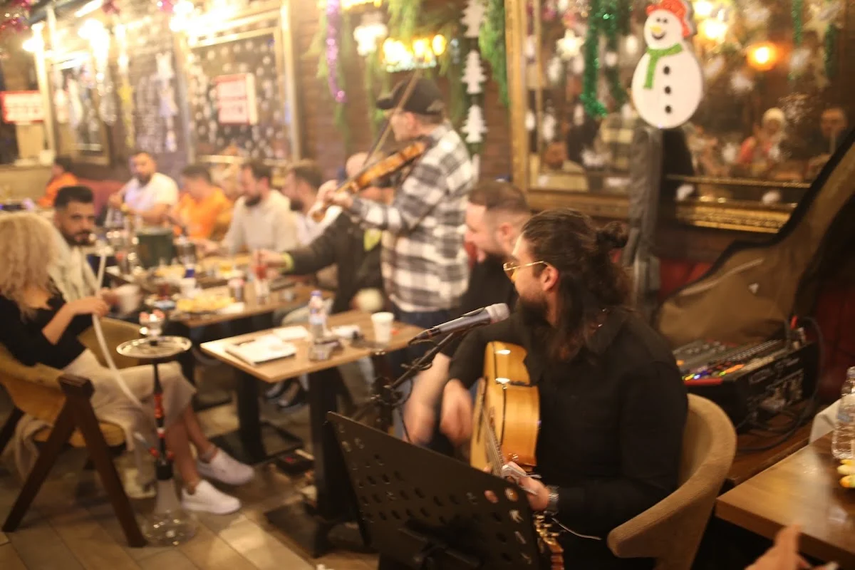 Escape Cafe