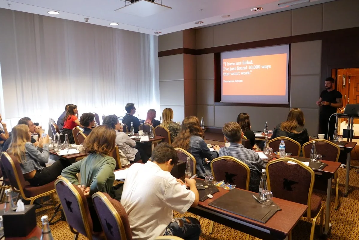 Firenze Yurtdışı Eğitim İtalyanca ve İspanyolca Dil Kursu