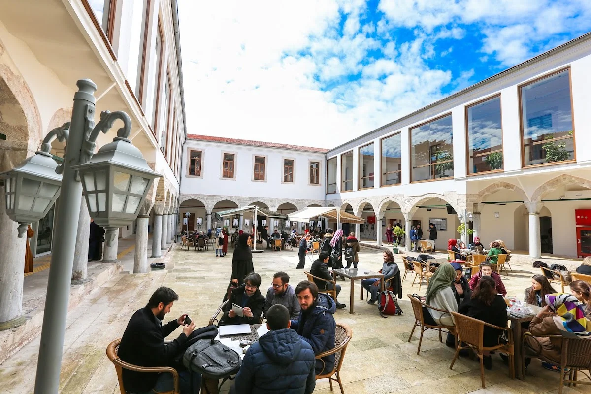 FSM Vakıf Üniversitesi - Üsküdar Yerleşkesi
