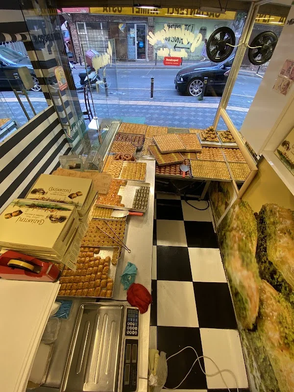 Gaziantepli ahmet usta tulumba ve baklavacısı - Zeytinburnu, İstanbul
