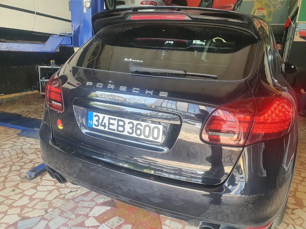 GENÇLER SERViS VOLKSWAGEN AUDİ PORSCHE ÖZEL SERVİS