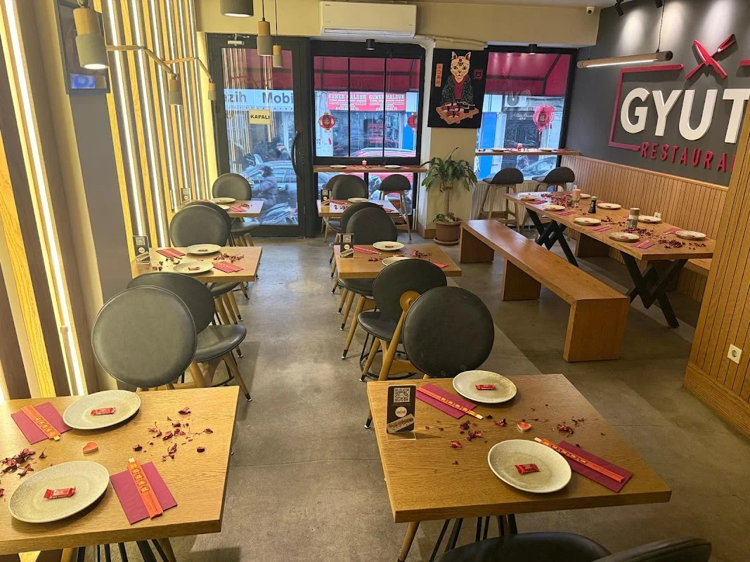 Gyuto Sushi & Chinese Restaurant