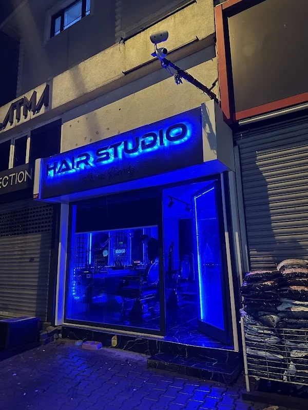 Hair studio