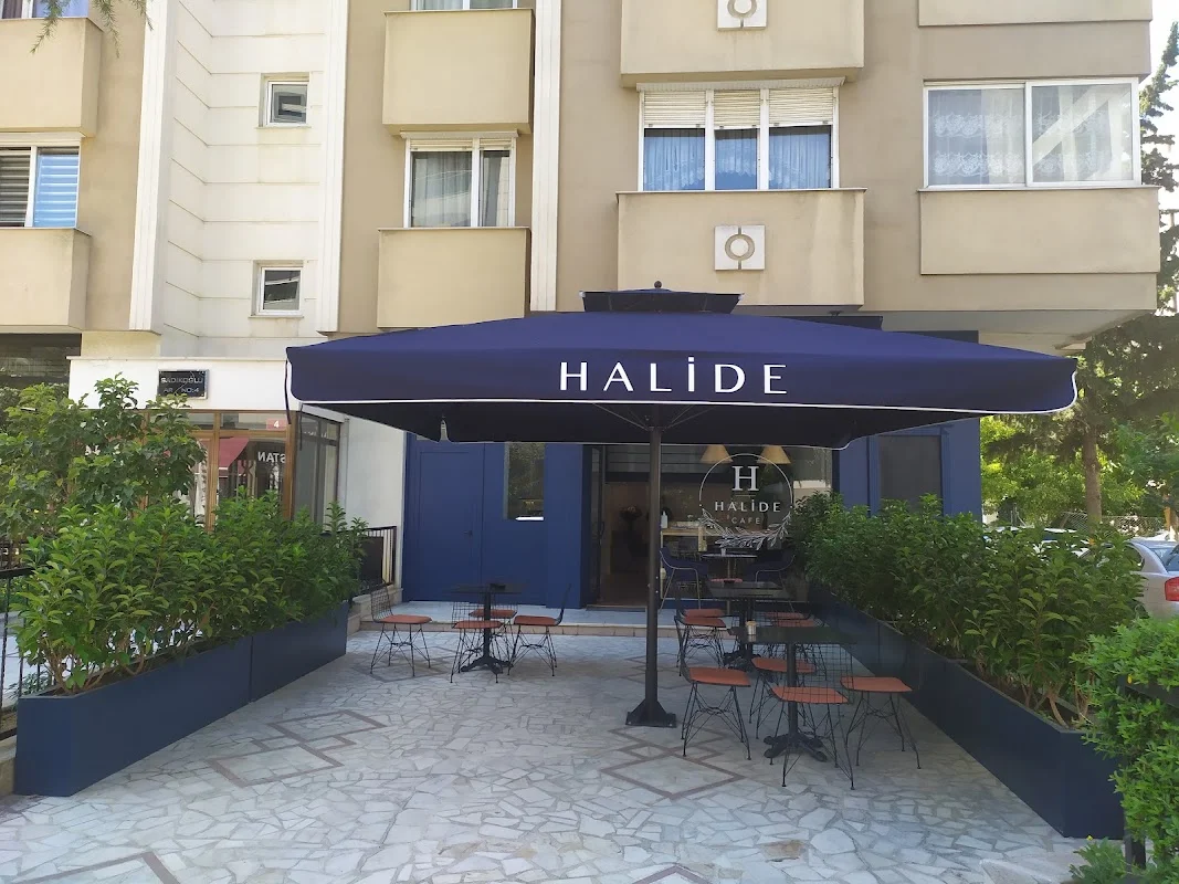 Halide Cafe