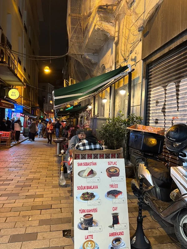 Halil Shısha Nargile And Breakfast - Beyoğlu, İstanbul