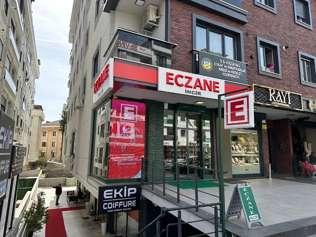 İncir Eczanesi