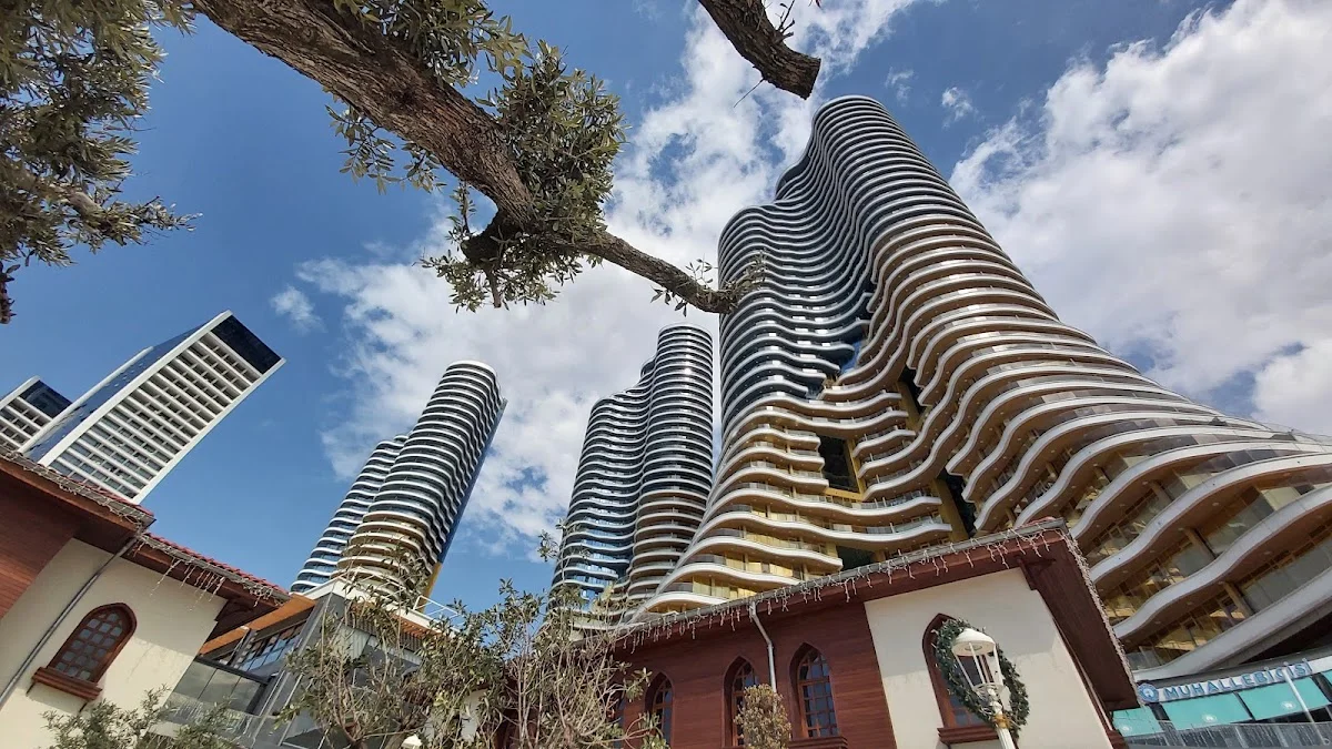 İstmarina Plaza