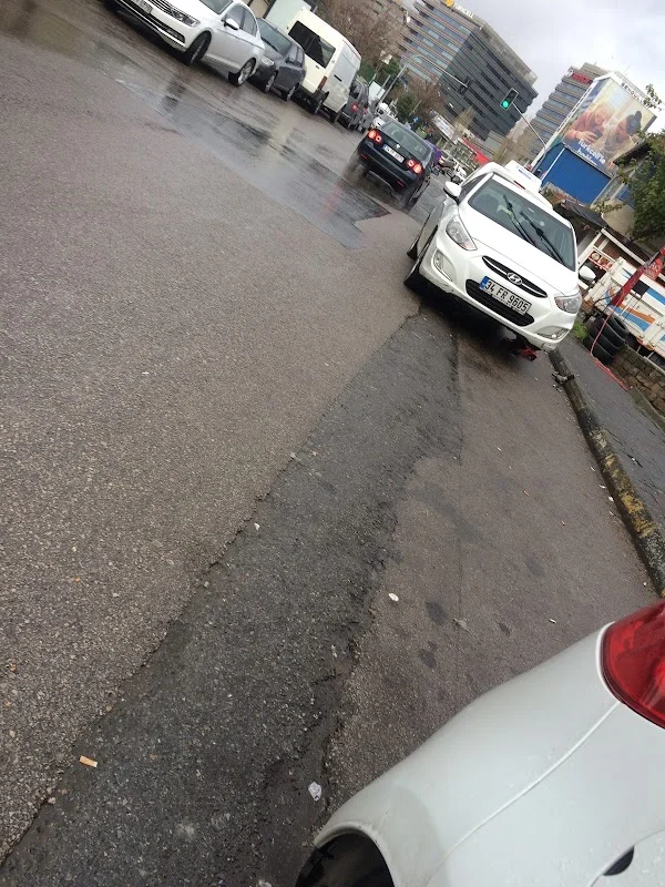 Kadıköy 7 24 Oto Lastik