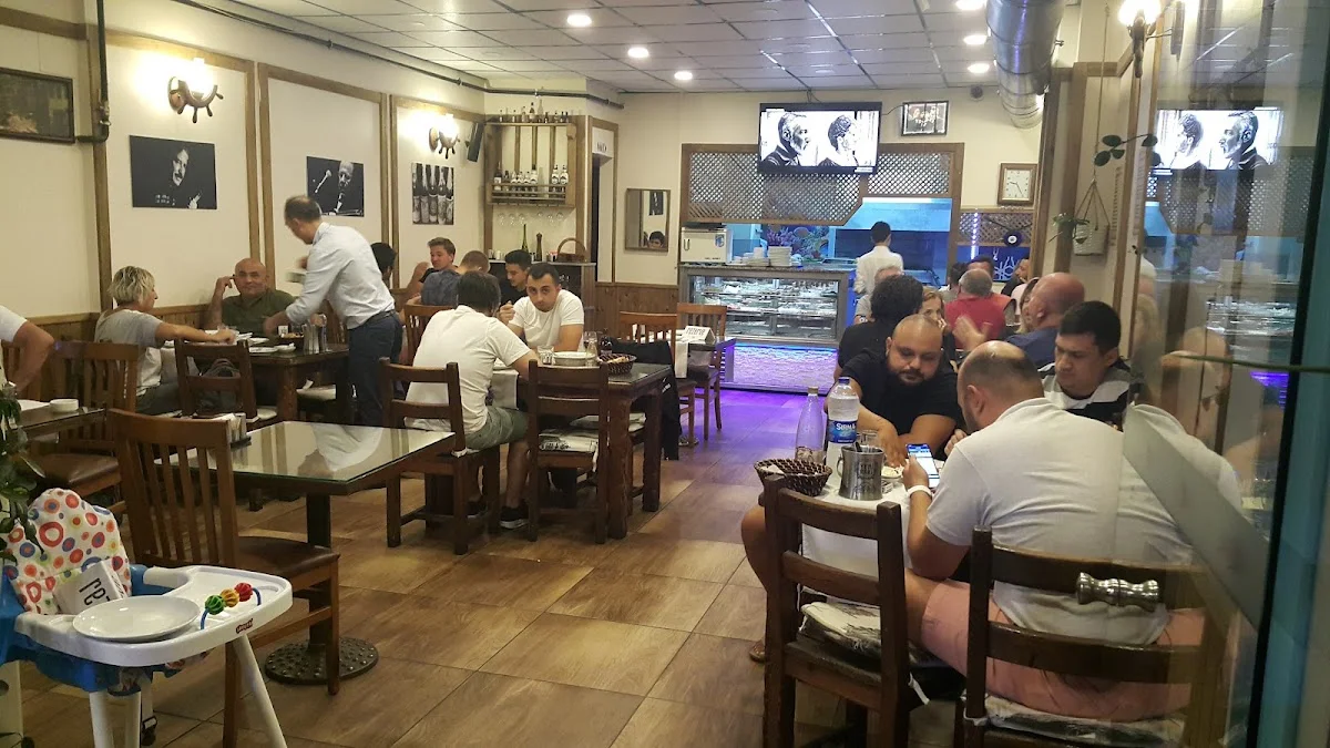 Karaca Balık Evi