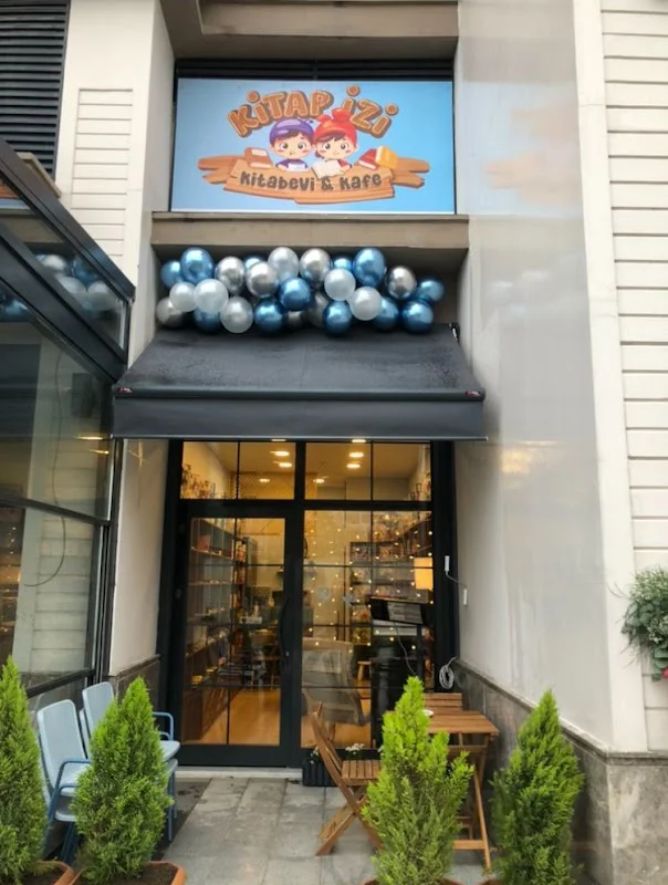Kitap İzi - Kitapevi & Kafe - Başakşehir, İstanbul