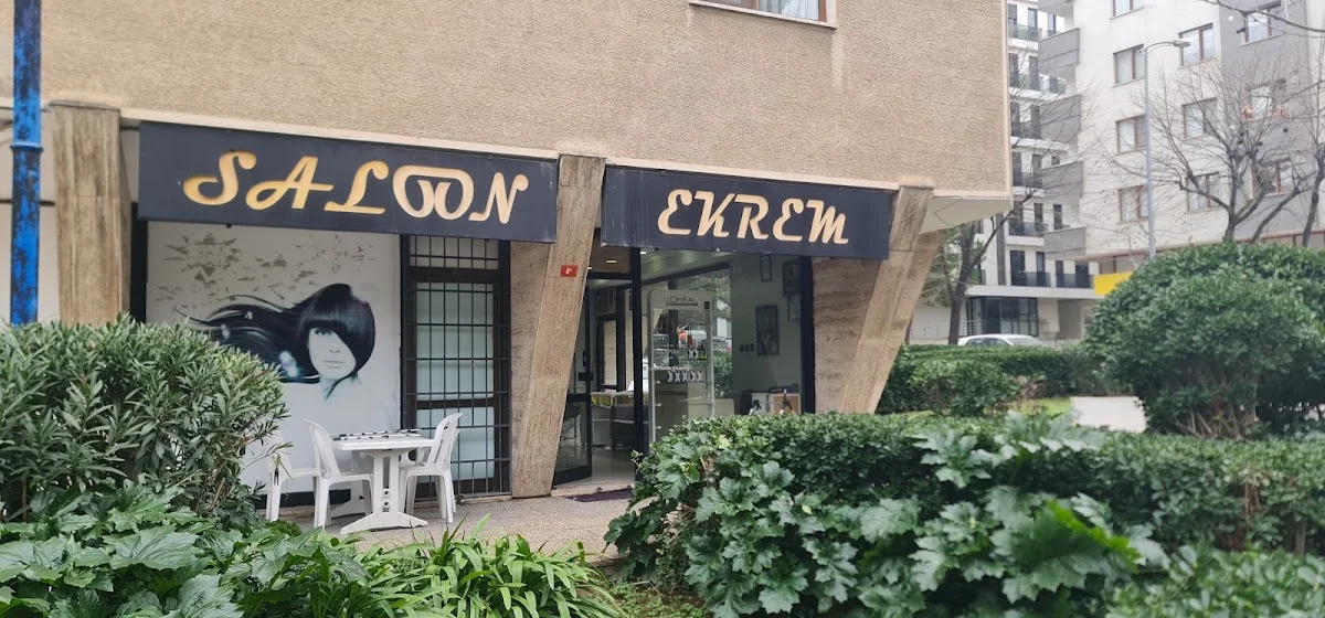 Kozyatağı Güzellik salonu Manikür, Pedikür Bostancı Bayan Kuaförü