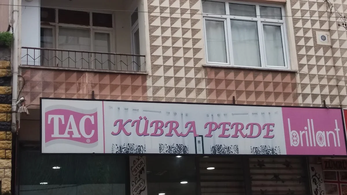 KÜBRA PERDE