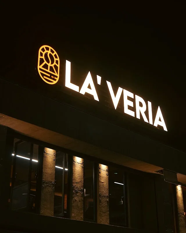 La Veria Roastery & Coffee