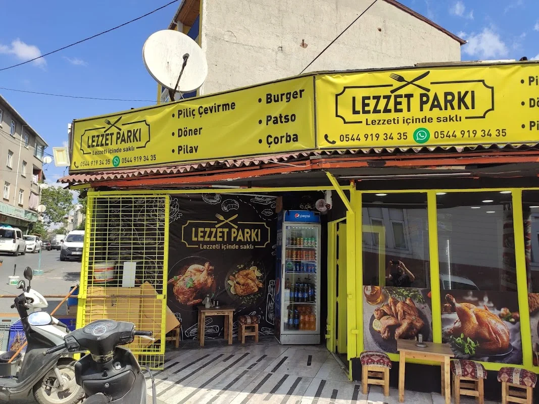 Lezzet Parki & Piliç Çevirme ve Tavuklu Pilav - Başakşehir, İstanbul