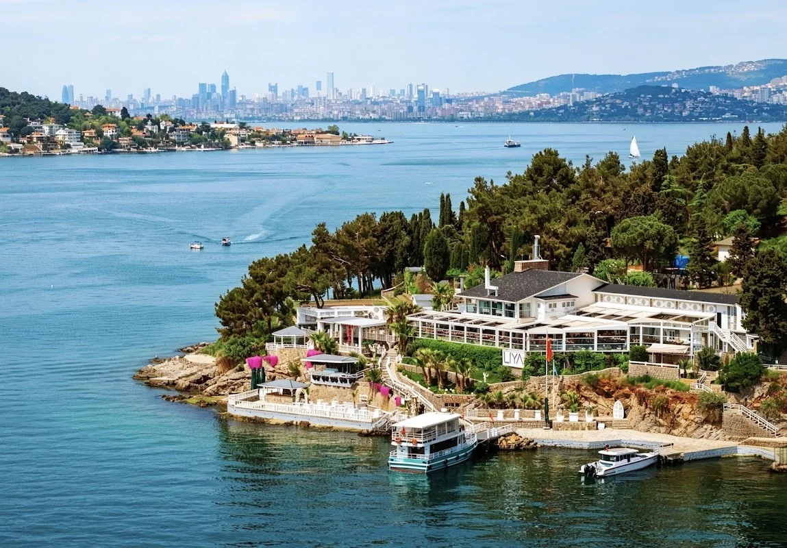 Liya All - Adalar, İstanbul