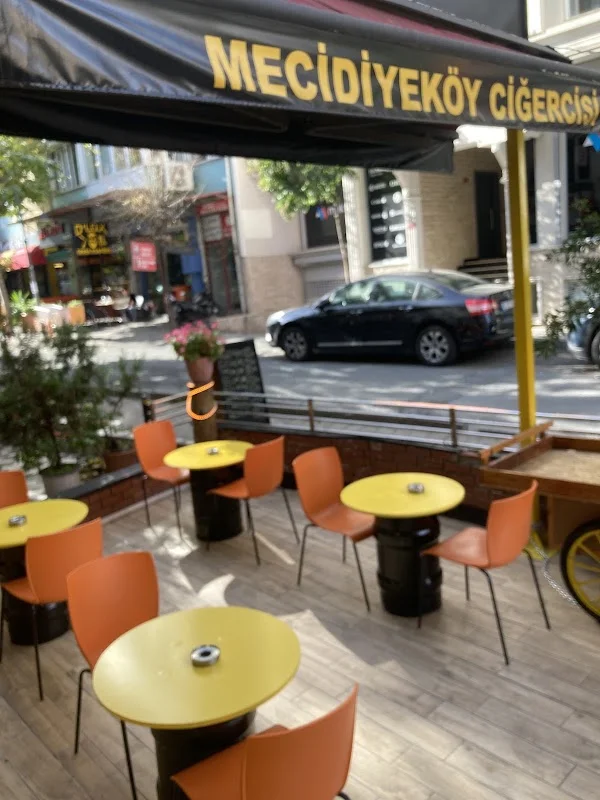 Mecidiyeköy Ciğercisi ve Sokak Lezzetleri