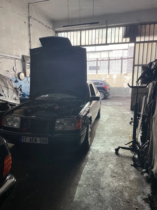 Mercedes- Benz Özel Servis İhsan Akkuş - Ümraniye, İstanbul